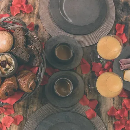 Romantic Getaway - Sauna And Jacuzzi - El Clandestino * Stoumont