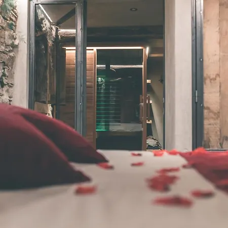 Romantic Getaway - Sauna And Jacuzzi - El Clandestino Vakantiehuis