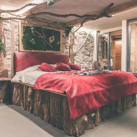 Romantic Getaway - Sauna And Jacuzzi - El Clandestino Vakantiehuis Stoumont